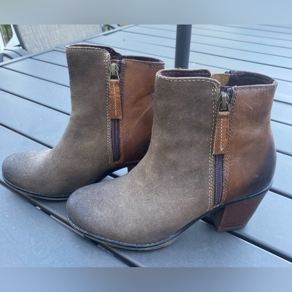 ROAN booties